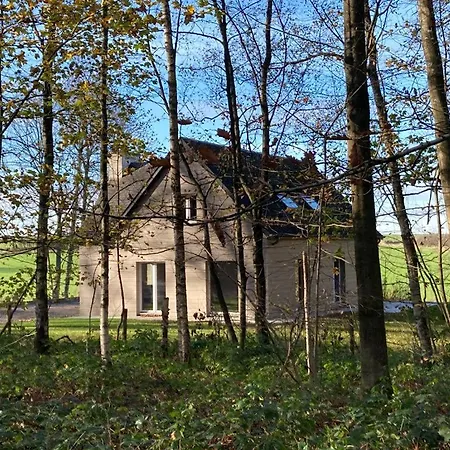 Au Bois De Rosee Holiday home