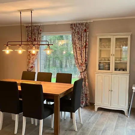 Au Bois De Rosee Casa de Férias