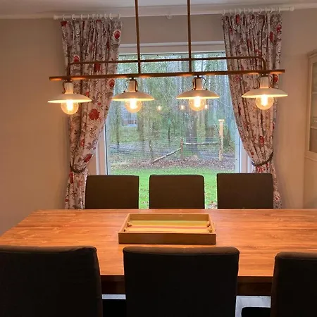 Au Bois De Rosee Casa de Férias Florennes